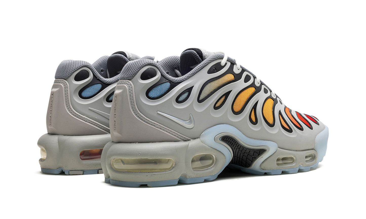 Nike Air Max Plus Drift "Light Smoke Grey"