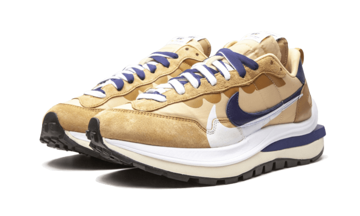 Nike Air Vaporwaffle Sacai