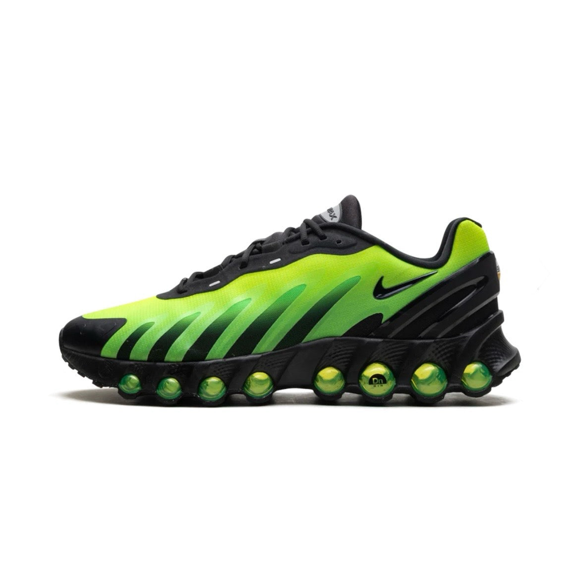 Nike Air Max DN8 "Black & Green Strike"
