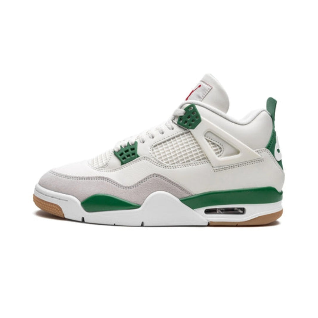 Air Jordan 4 Retro "Pine Green"