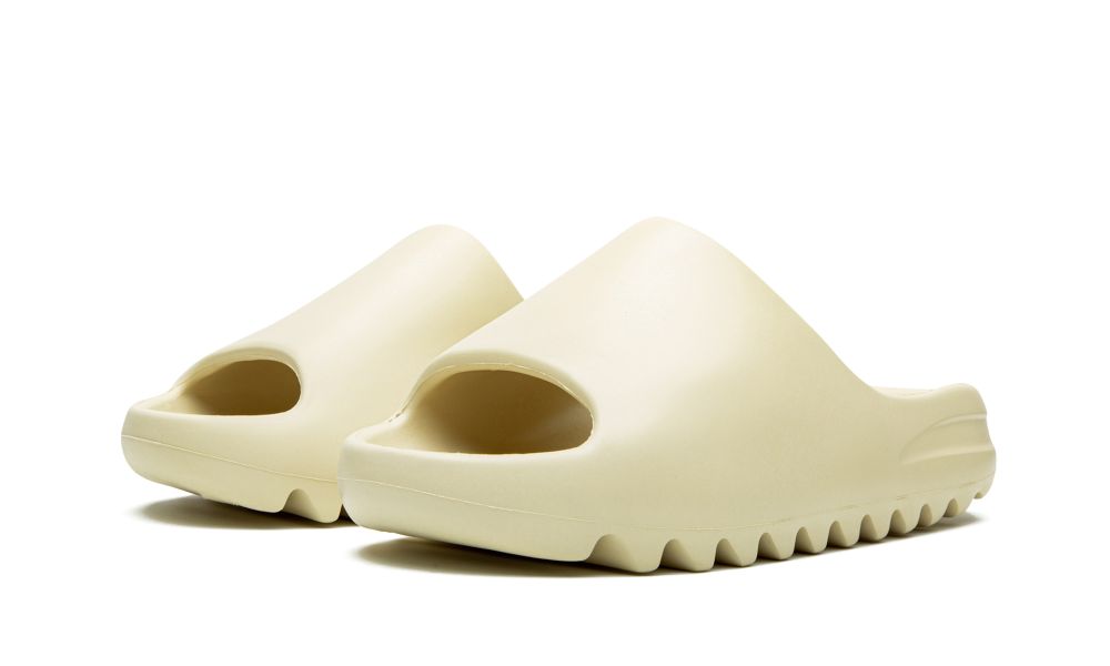 Adidas Yeezy Slide "Bone"