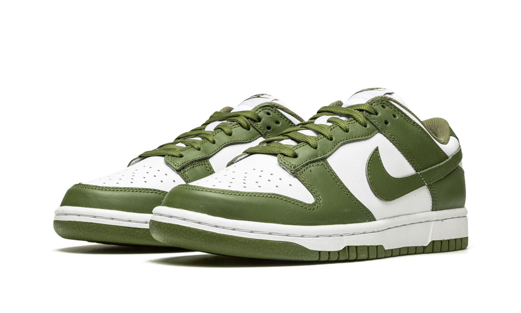 Nike Dunk Low "Medium Olive"
